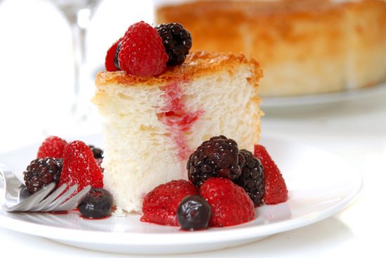 Angel Food Cake with Strawberry Topping